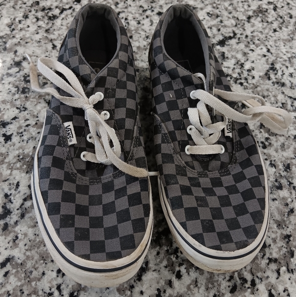 Vans black and gray checkerboard lace sneakers - Picture 2 of 5